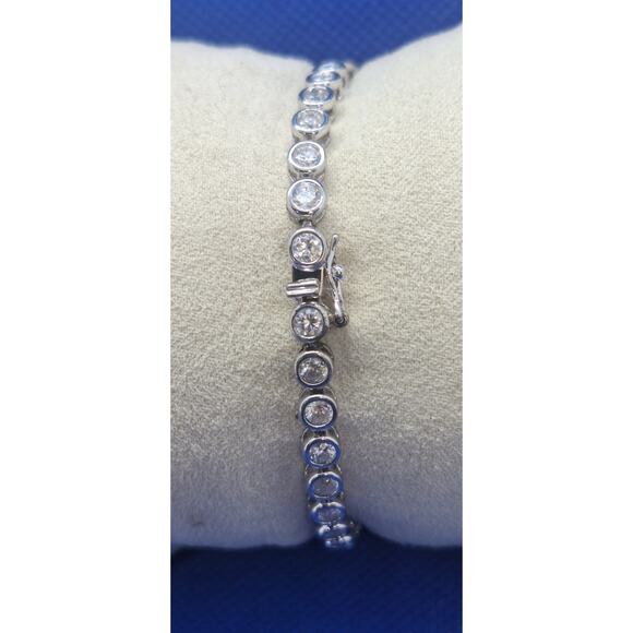 925 Silver Bezel-Set Cubic Zirconia Tennis Bracelet- 7" Excellent! - Picture 3 of 8